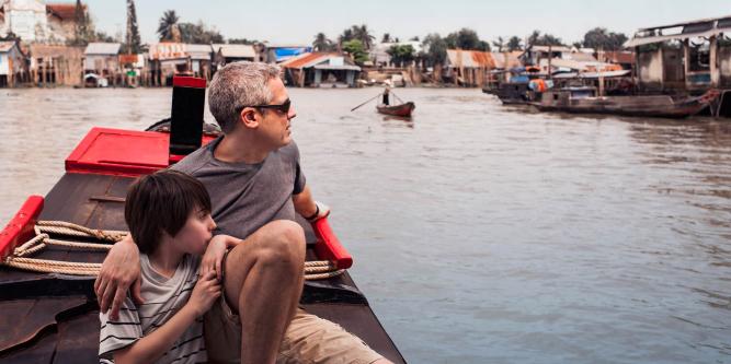 How to Cross the Street in Vietnam in 5 Easy Steps - 4 Worn Passports